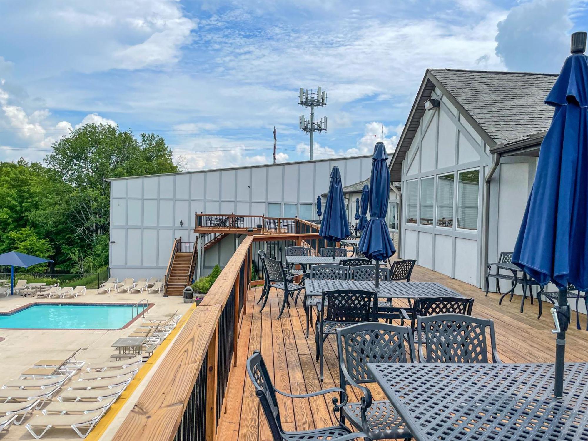 Holiday home Unique Roundhouse: Hot Tub-game Room-firepit&more! Bushkill